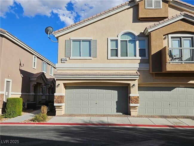 5545 Dueces Wild Ct in Las Vegas, NV - Building Photo - Building Photo