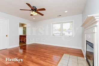 207 Lithia Ave in Webster Groves, MO - Building Photo - Building Photo