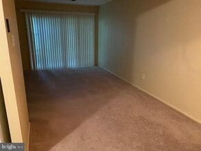 2-7 Aspen Way in Doylestown, PA - Building Photo - Building Photo