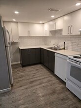 333 Rosedale Dr in Whitby, ON - Building Photo - Building Photo