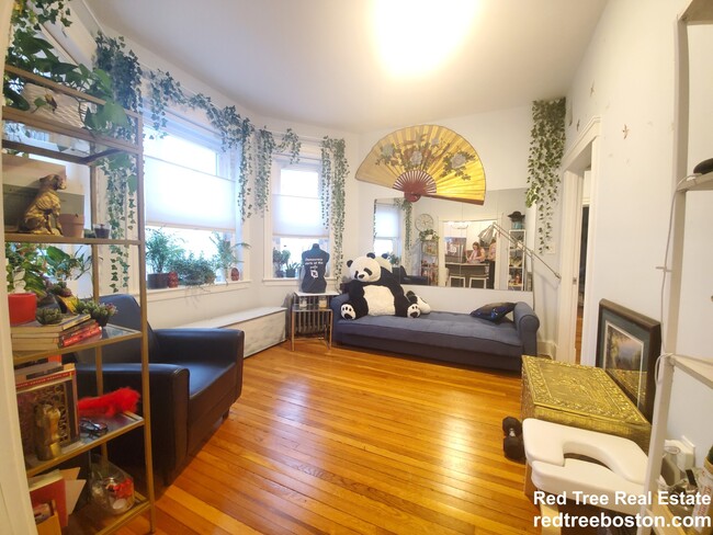 76 Strathmore Rd in Boston, MA - Building Photo - Building Photo