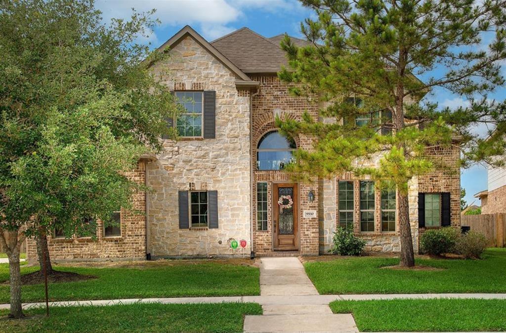 9930 Pennymill Dr in Humble, TX - Building Photo