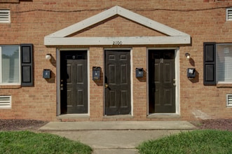 2104 Phaup St in Richmond, VA - Foto de edificio - Building Photo