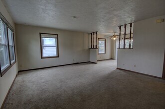 418-420-420 30th Ave in Moline, IL - Building Photo - Building Photo