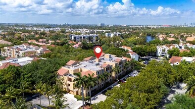 619 E Sheridan St in Dania Beach, FL - Building Photo - Building Photo