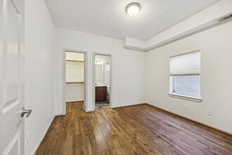 5334 Kiam St in Houston, TX - Building Photo - Building Photo