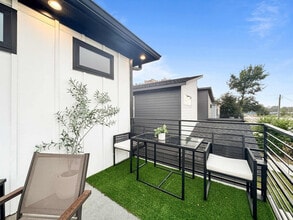 2414 Pennsylvania Ave in Dallas, TX - Building Photo - Building Photo