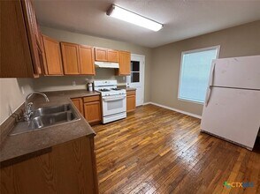 784 Samuels St in New Braunfels, TX - Building Photo - Building Photo