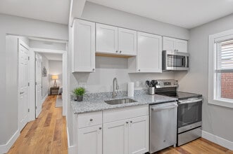 4014 Longford Dr in Cincinnati, OH - Building Photo - Building Photo