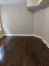 7730 S Essex Ave, Unit 1 in Chicago, IL - Building Photo - Building Photo