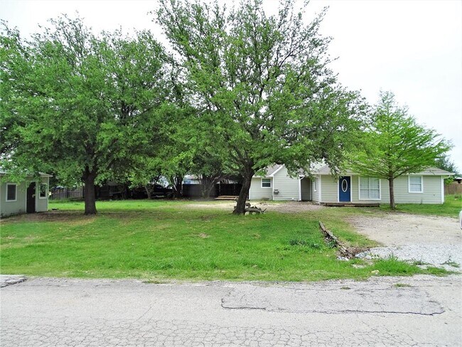 22070 Flanagan Cir in Frisco, TX - Building Photo - Building Photo