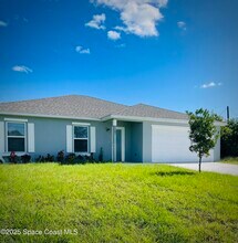 1101 San Filippo Dr SE in Palm Bay, FL - Building Photo - Building Photo