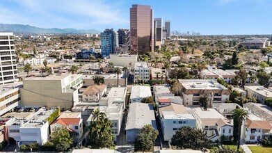 218 Gale Luxury Investments LLC in Beverly Hills, CA - Building Photo - Building Photo