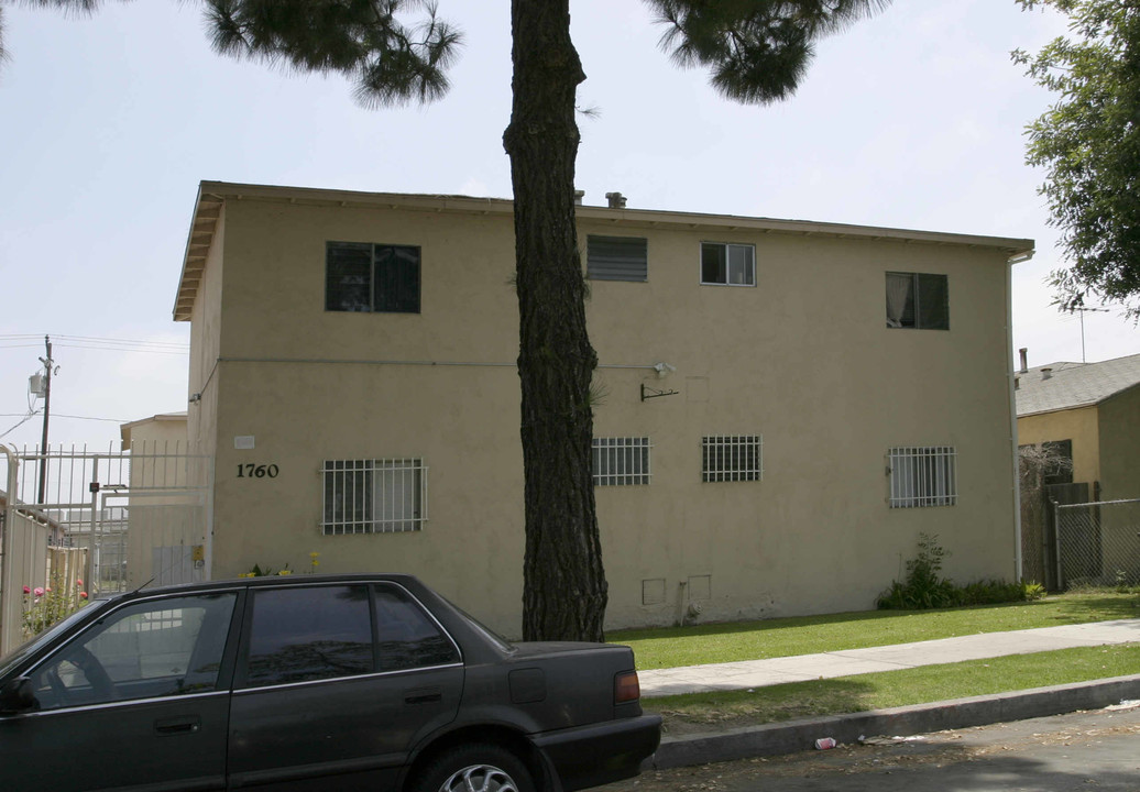 1760 Henderson Ave in Long Beach, CA - Foto de edificio