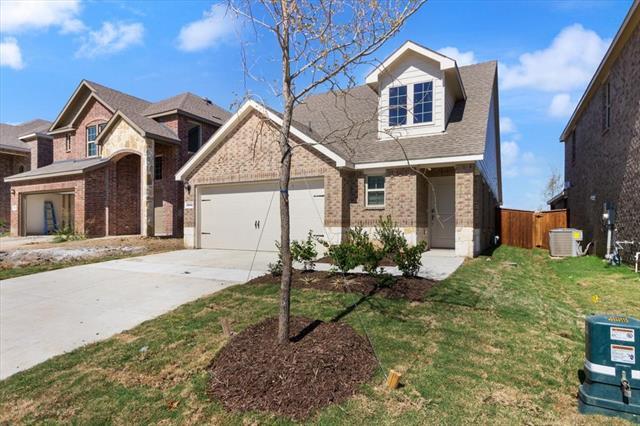 3902 Oak Crk Cir in Denison, TX - Building Photo - Building Photo