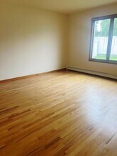 128 Miller Ave in Elmwood Park, NJ - Building Photo - Building Photo