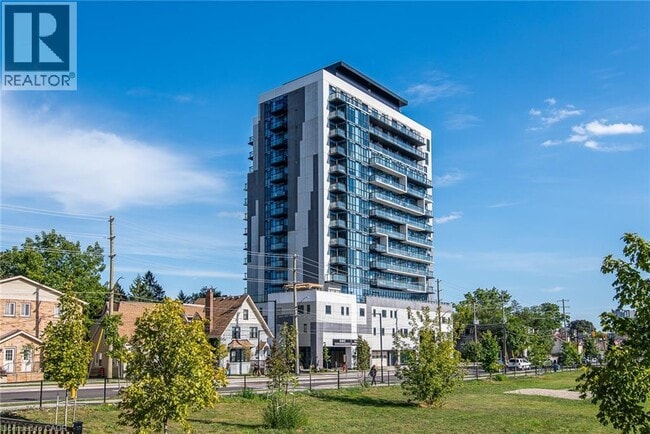 property at 128 King St N
