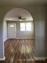 4927 Lincrest Rd in Johns Island, SC - Building Photo - Building Photo