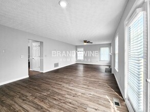 4902 Fielding Way in Stone Mountain, GA - Building Photo - Building Photo