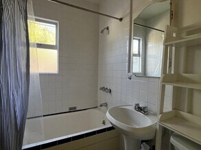 2315 10th St. in Santa Monica, CA - Foto de edificio - Building Photo