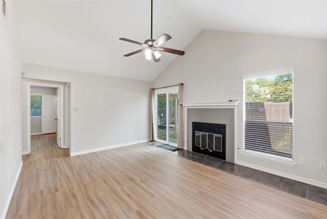 12326 Tomanet Trail in Austin, TX - Building Photo - Building Photo