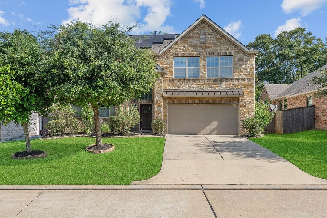 3544 Woods Estates Dr in Conroe, TX - Foto de edificio