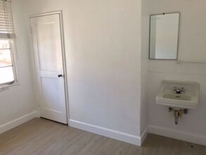 4544 El Cerrito Dr in San Diego, CA - Foto de edificio - Building Photo