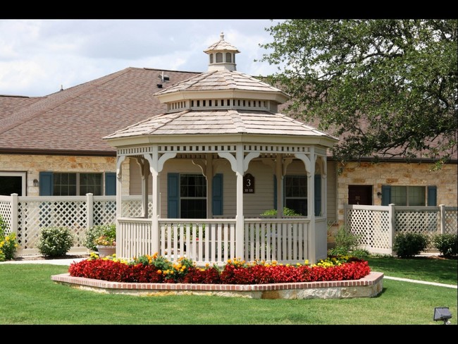 The Cliffs on Whitby in San Antonio, TX - Building Photo - Building Photo