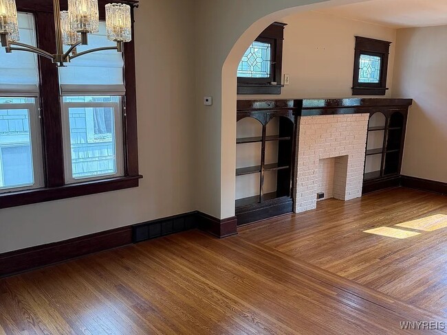 300 North Park Ave in Buffalo, NY - Building Photo - Building Photo