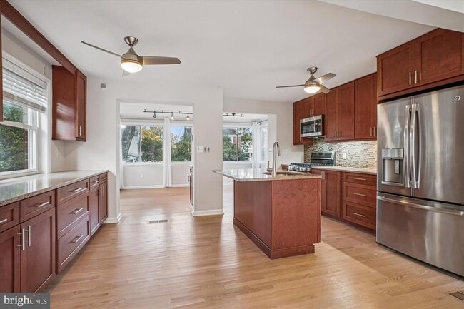 4409 Westbrook Ln in Kensington, MD - Building Photo - Building Photo