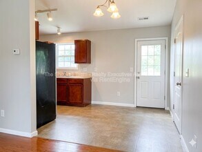 6017 Friendship Ln in Knoxville, TN - Building Photo - Building Photo