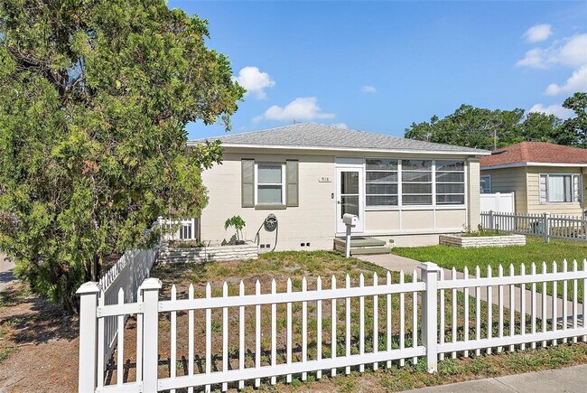 918 27th St N in St. Petersburg, FL - Building Photo - Building Photo