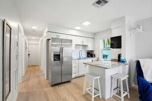 336 Hernando St in Fort Pierce, FL - Building Photo