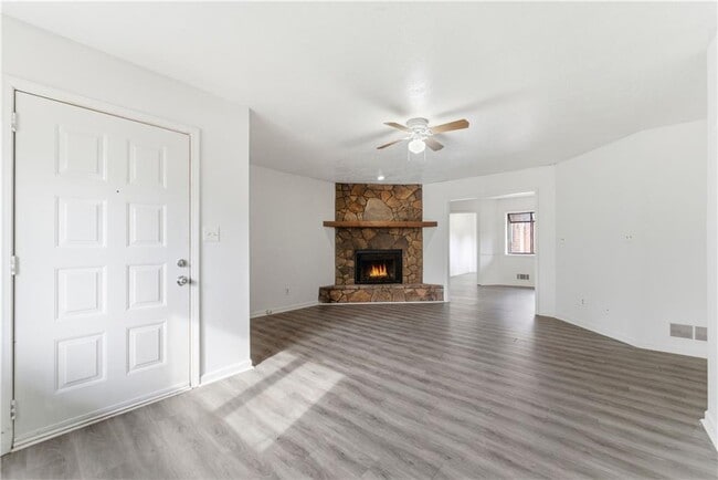 2130 Fieldstone View Ct SE in Conyers, GA - Building Photo - Building Photo