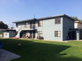 1509 Del Amo Blvd Apartments