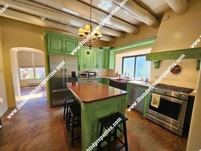 3 Camino Las Cuatas in Santa Fe, NM - Building Photo - Building Photo