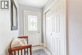5203 Broughton Crescent in Burlington, ON - Building Photo - Building Photo