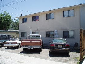 221 W Pueblo St Apartments