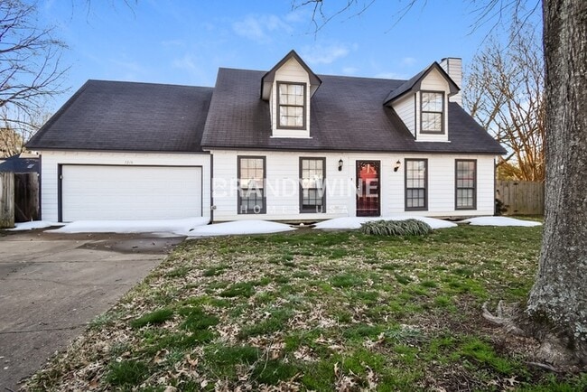 property at 7215 Grapevine Cove