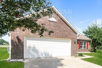 1680 Cape Hatteras Trail in Brownsburg, IN - Building Photo - Building Photo