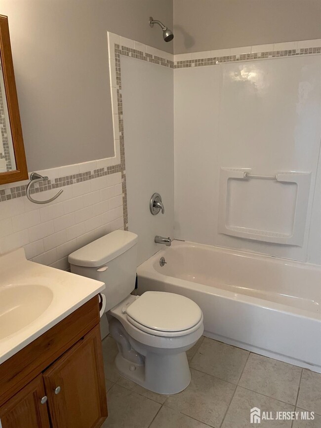 property at 5 Lake Ave