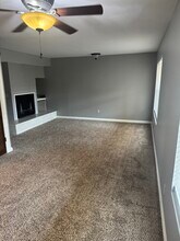 600 NW 4th St, Unit Sycamore Square in Oklahoma City, OK - Foto de edificio - Building Photo
