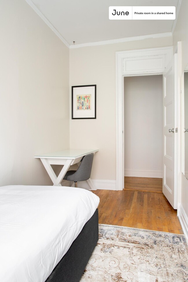 Room in Shared 4 bed/1 bath home in New York, NY - Building Photo - Building Photo