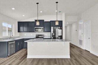4595 Plainview Rd in St. Cloud, FL - Building Photo - Building Photo
