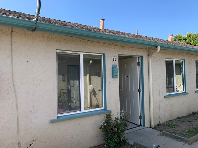800 Ellington Ave, Unit 12