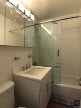 E 16 ST in New York, NY - Building Photo - Building Photo