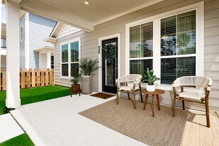 The Cottage Green Tomball in Tomball, TX - Building Photo