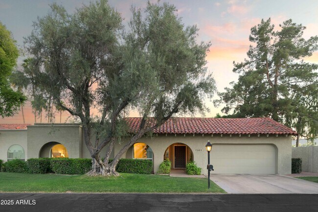 7301 E Claremont St in Scottsdale, AZ - Building Photo - Building Photo