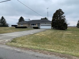 4709 N 600 W in Muncie, IN - Building Photo