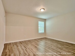 226 Willow Branch Ave in Jacksonville, FL - Building Photo - Building Photo